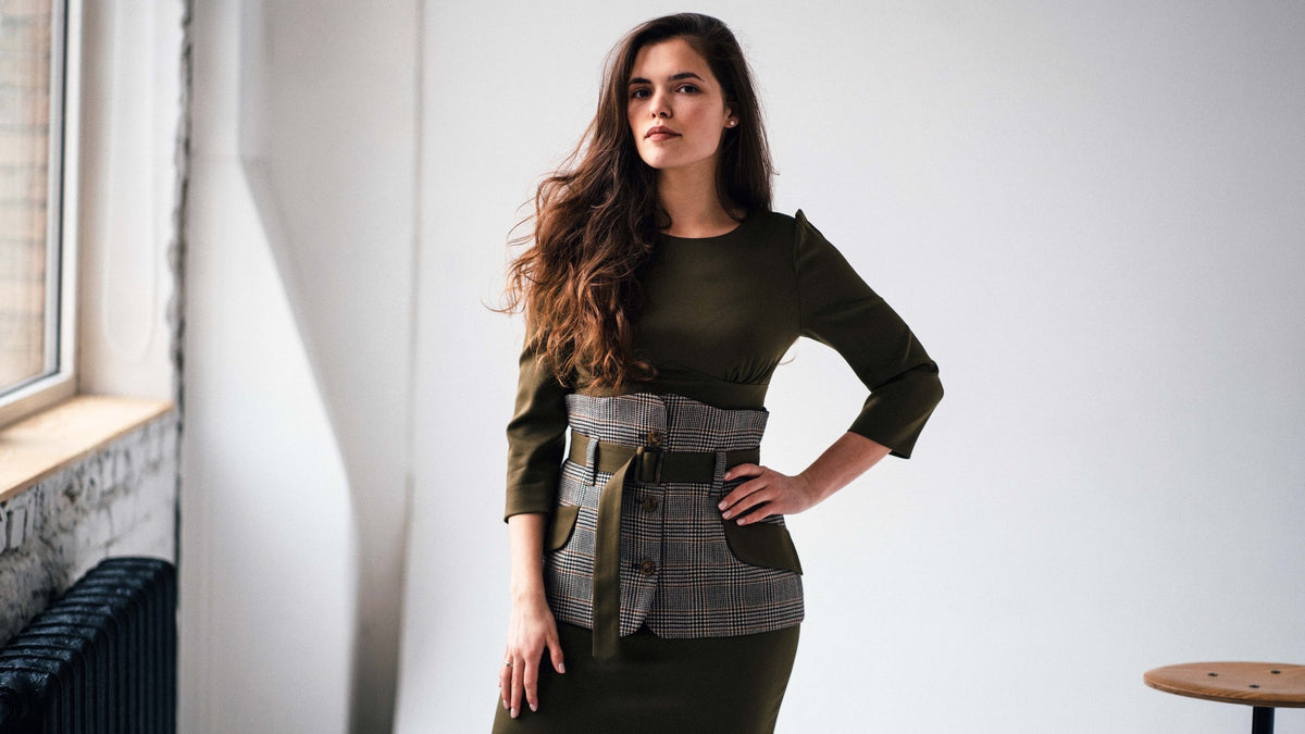 Peplum belt of premium Italian wool